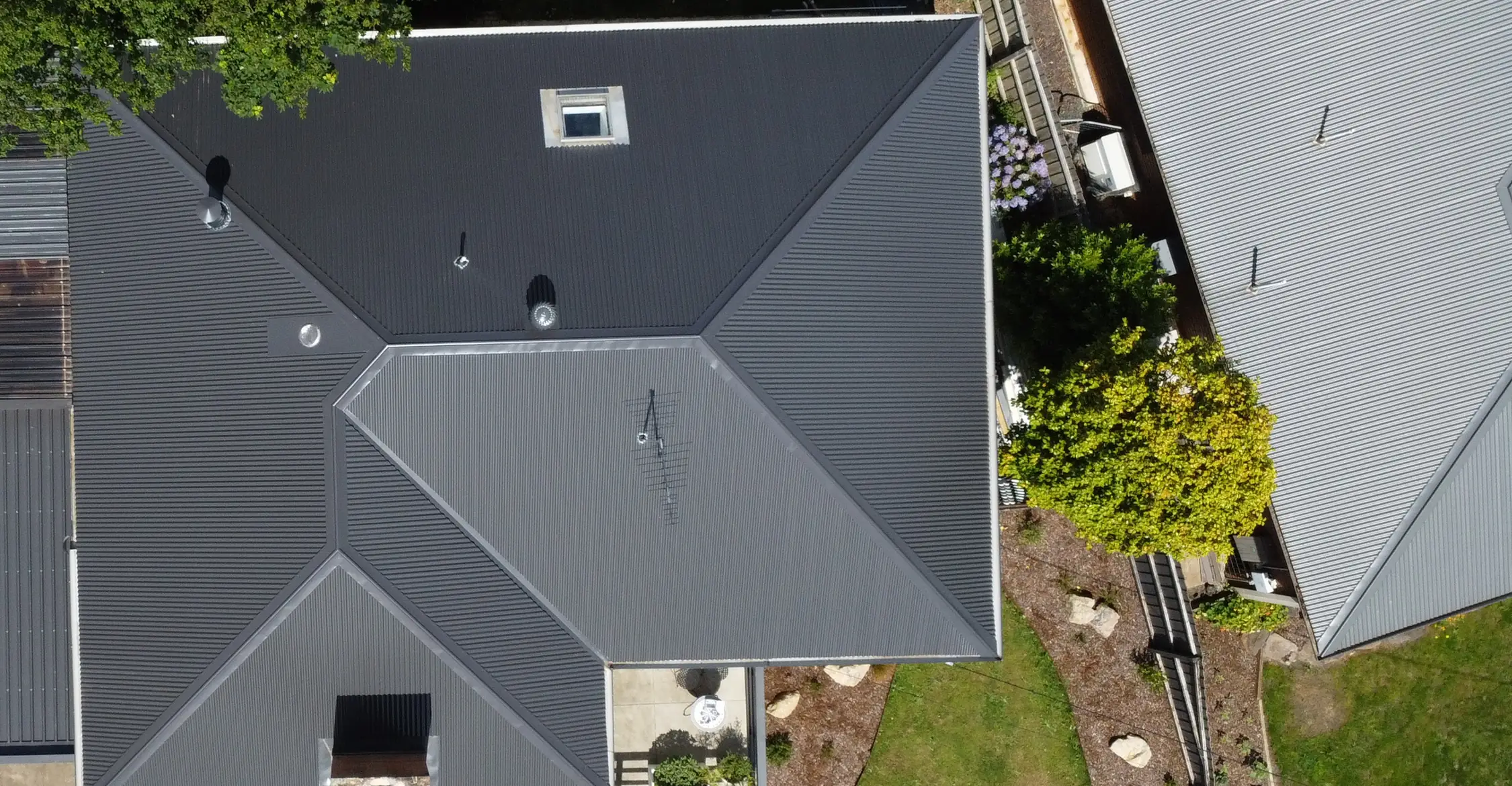 Metal roofing and roof plumbing across Melbourne